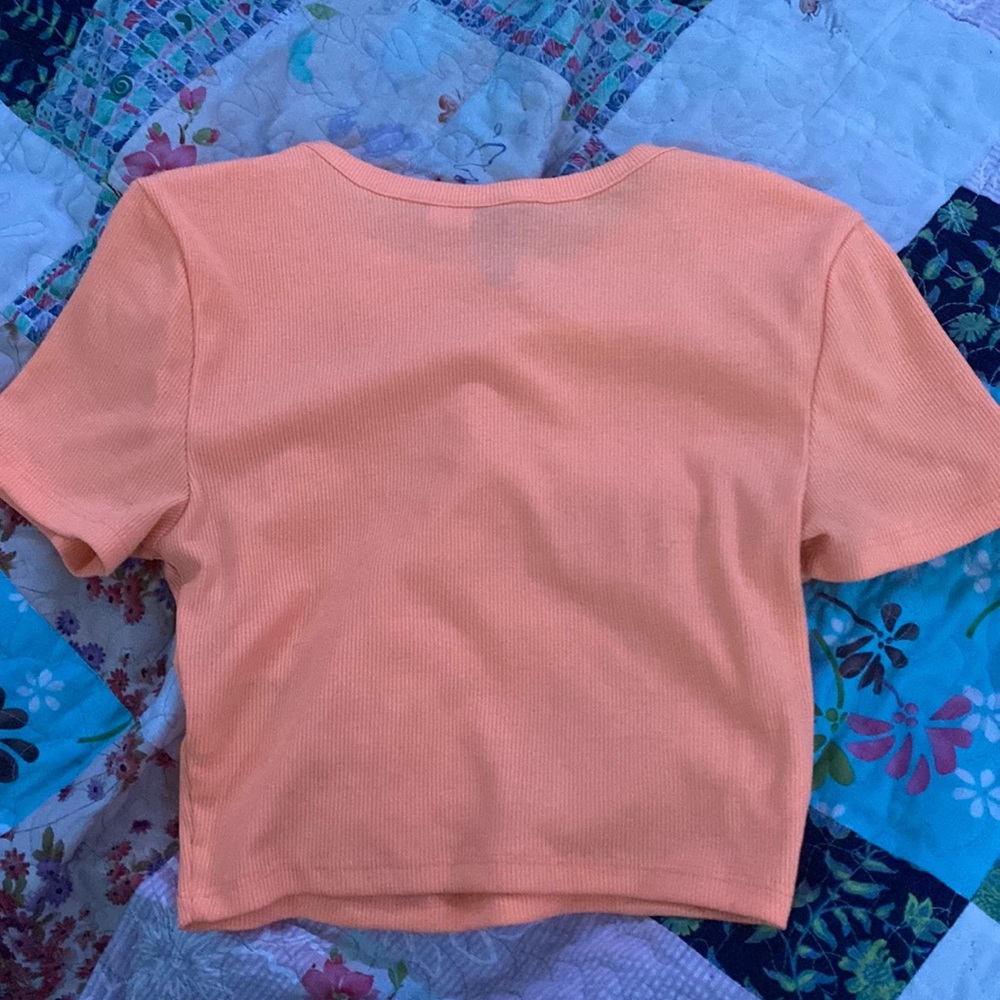 peach colored cropped top